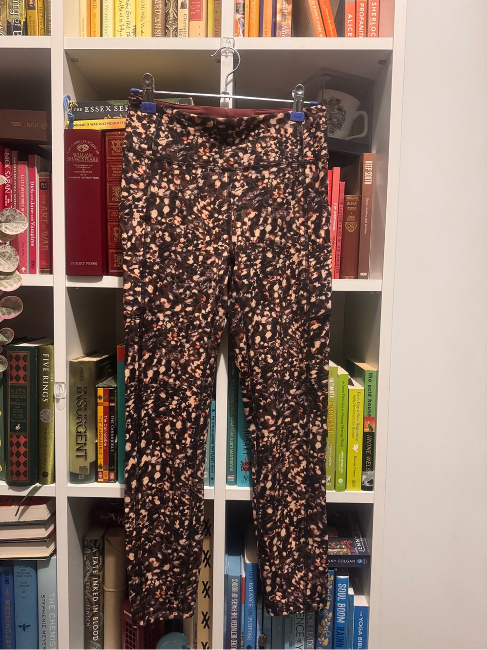 lululemon athletica Black and Tan Speckled Leggings